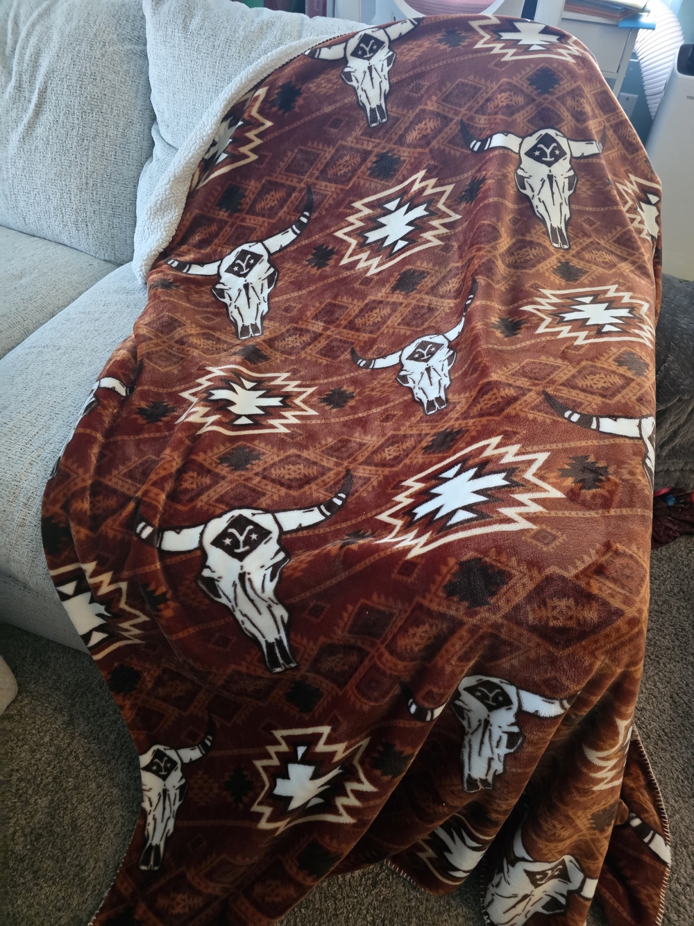& Other Stories Rust and Cream Southwestern Skull Plush Throw